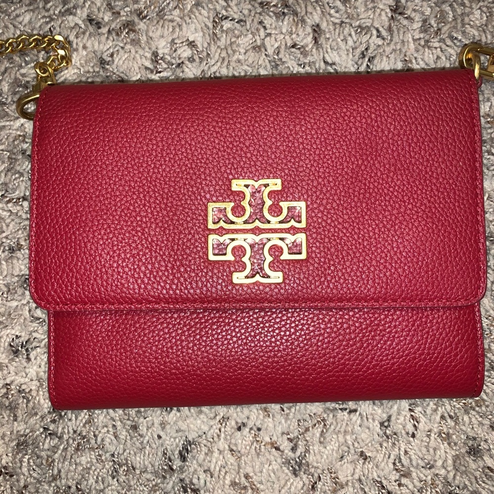 Tory Burch Britten Chain Wallet